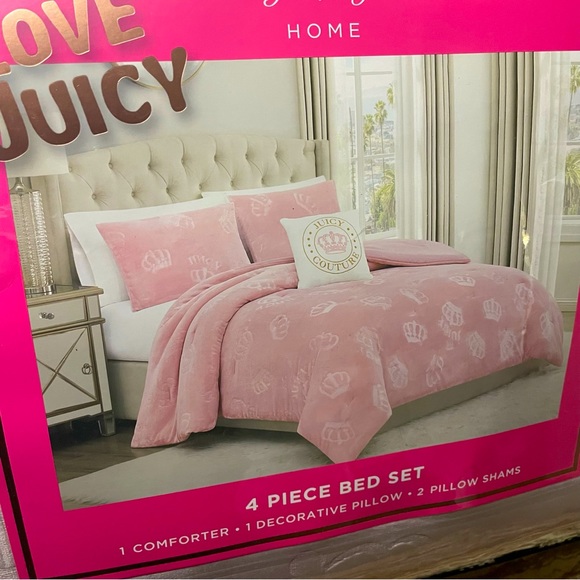 Juicy Couture